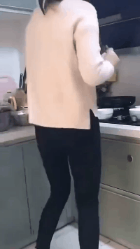 搞笑gif图:女人疯起来,真的太可怕了