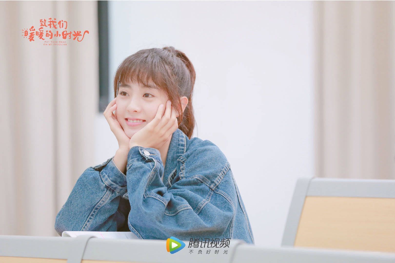 邢菲《致我们暖暖的小时光》未播先火 获誉"初恋脸"