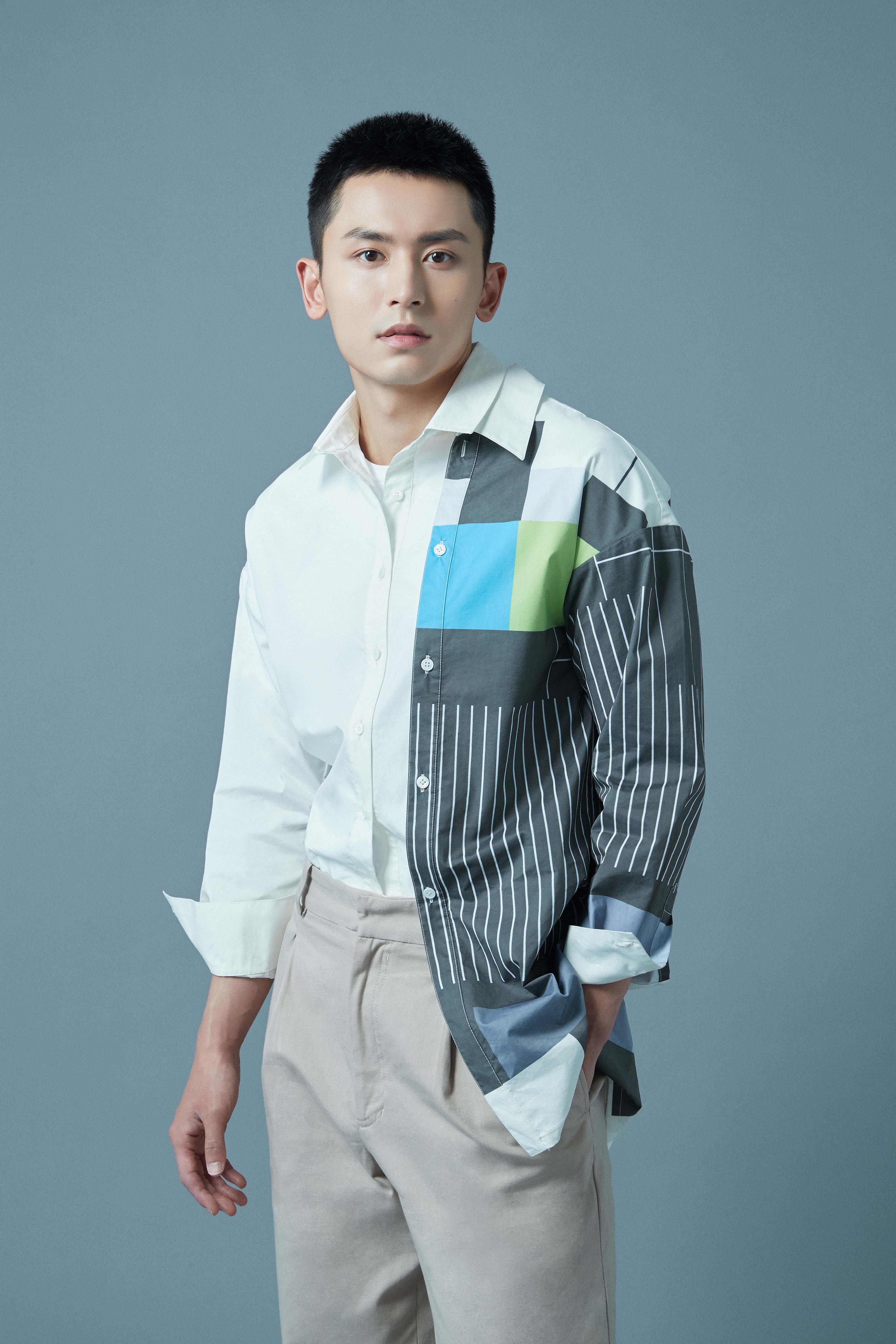 张哲瀚与心喜文化达成音乐之约 新单《转身》