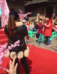 搞笑gif:67大爷,你是不是出门没带脑子? - 360娱乐