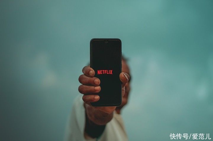 看了一集还想看下一集，它才是 Netflix 让你看不停的「绝招」