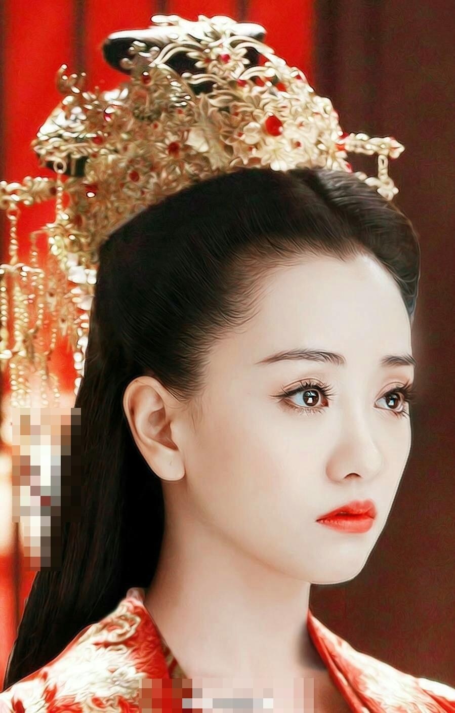 杨蓉错过凤囚凰却在新剧之中又美出了一个新高度