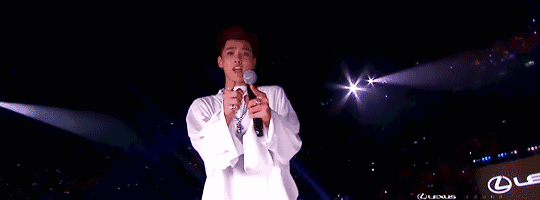 赵丽颖张一山胡一天,爱豆们的比心都很有创意