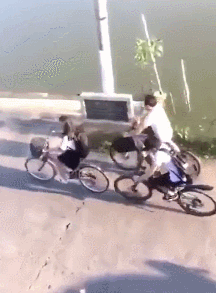 搞笑gif:说出来你可能不信,我上次差点就越狱成功了