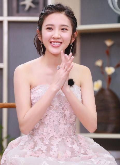 娱乐圈最清纯的5位女明星唐艺昕第5郑爽第2第1名没人敢惹