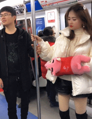 搞笑gif: 一顿操作猛如虎,最后一看壶呢?