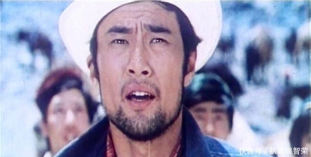 33年前国产西部片:徐小明搏命演出,女主角杀马喝血,至今难忘