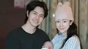 张檬一家三口出镜，4个月大儿子露面，氛围超温馨！ 