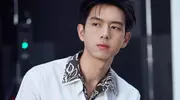 李现再接现偶？宋威龙刘浩存三搭？邢菲新剧？周翊然双奢代言来袭