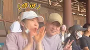 蒋勤勤夫妻机场疑争吵！她低头落泪难掩悲伤，陈建斌眼睛受伤严重