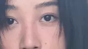 素颜革命！蓝盈莹带雀斑勋章杀回娱乐圈