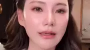 马筱梅怀孕迹象明显，参加婚宴刻意用公仔遮挡，小腹隆起不像发胖