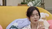 李晟坦言老公李佳航脸是加分项，称自己是“纯颜狗”