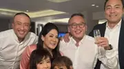 2025刘嘉玲片场造型吸睛，新旧融合展现独特魅力！