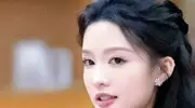 那英李沁面膜对视，《花儿与少年》现爆笑名场面