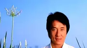 一路走好。一代巨星离开，但作品会永存，成龙发文悼念童年偶像