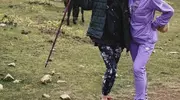 杨天真晒与章泽天国外徒步合照
