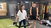 萧亚轩髋骨受伤动五次手术，目前身体恢复八成