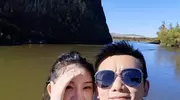 背后果然有隐情！郑恺小姨子不忍了，回应刷姐夫卡买8万包的事