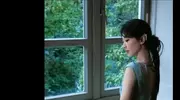 杨紫水蓝色礼裙展曼妙身姿，女神范十足！