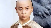 无戏可拍，中药不离手，被父亲牵连，释小龙从出生就被安排了一切
