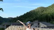 站着拍全身照怎么摆姿势？9个站姿美又自然