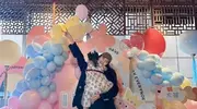 董子健泡泡玛特乐园被偶遇，身材练得很健硕