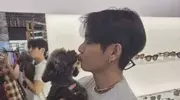 Jennie和金泰亨再传恋爱！项链+友人发声引猜测