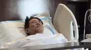 62岁李连杰病倒，评论区揪其抛妻弃女旧事不放，咋回事？