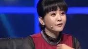 “学历最低”的央视主持，嫁给电台领导，结婚23年只生孩子不做饭