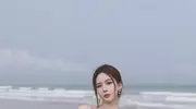 盘点！今年夏天粉色吊带裙成女生衣柜C位的N个理由
