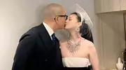 具俊晔搬离大S房子，常梦到她瘦成小老头，友人墓前跷二郎腿