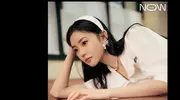 刘浩存素裙戴发带，温柔诗意感直接拉满！ 