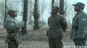 《亮剑》为什么旅长要打劫李云龙的骑兵营？这还真不能别怪他