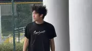 谢霆锋携大儿子迪拜度假，父子逛街氛围超融洽