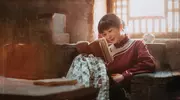 《生万物》大结局惊变！宁绣绣傻了封大脚复原，苏苏竟被毒死？