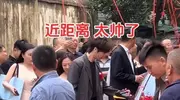 陆虎妻子和亲妹婚礼反差大？现场简陋邋里邋遢，被喊不尊重没教养