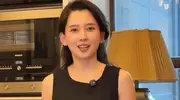 汪峰携女友深圳买包，街头甜蜜互动，森林北短裤抢镜