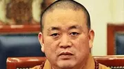 释永信倒台后，最惨“冤大头”出现，不是明星，是捐了200亿的他