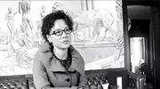 曾是“常熟第一美女”，如今落得人财两空下场，只剩“死缓”陪伴