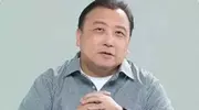 太敢说！导演王晶凌晨发文，抨击香港顶流男星：人肥歌难听！