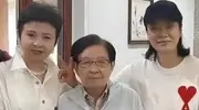 谷建芬没想到，最得意的两个女学生，一个豪门守寡，一个光鲜亮丽
