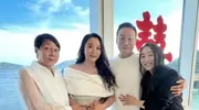 知名影帝外孙正面照罕曝光！混血小家伙被赞可爱，爷孙对视太有爱