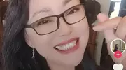 54岁李菁菁瘦到认不出，曾经历3段婚姻，自曝患乳腺癌已成功手术