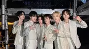 韩男团“见面会”成员快速跑过，韩网友：4万韩元就买了个背影？