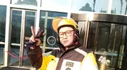 曾经的虚竹现为外卖骑手！高虎息影10年后街头谋生，全是咎由自取