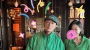 43岁余文乐五星酒店被偶遇，目光呆滞面容憔悴，被指老人味重