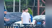 头大终于出现了，闷声在干大事？再不出现还真以为他偷偷去瑞典了