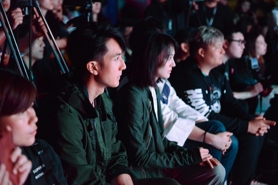 郑爽吴尊现身这就是铁甲杀青宴自曝录制心得