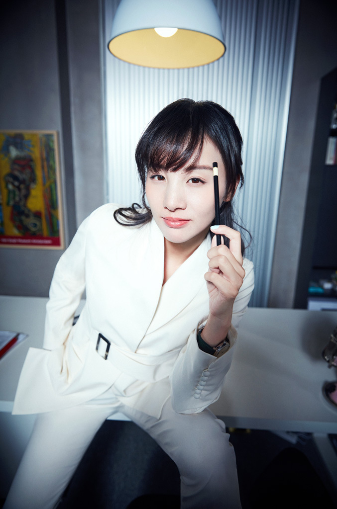 一半撩人一半MAN！章龄之极致反差诠释女子生活图鉴 - 360娱乐，你开心就好